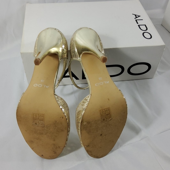 🤩Aldo 🌟Metalic Gold sequin peeptoe pumps - Picture 7 of 8